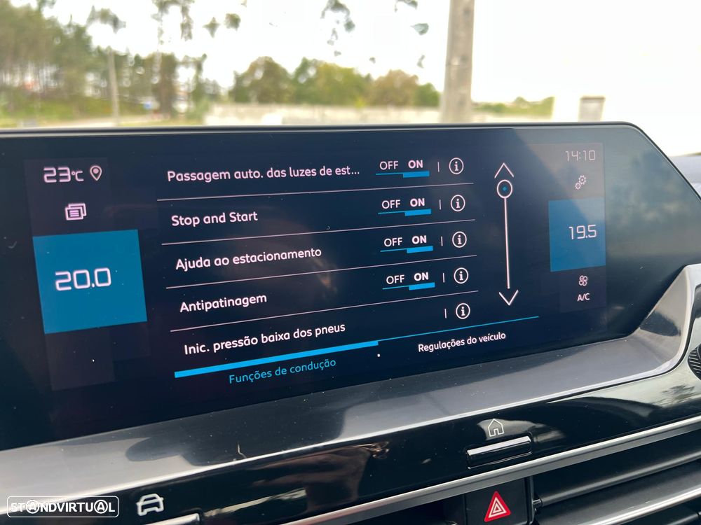 Citroën C4 1.2 PureTech Shine - 20