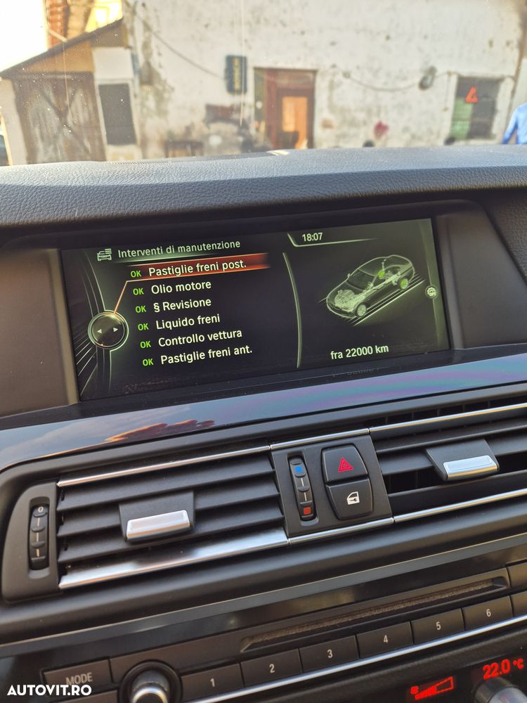 BMW Seria 5 525d xDrive Aut. - 36