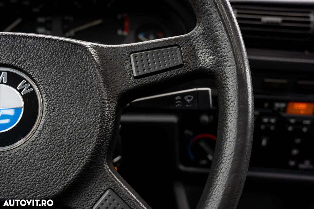 BMW Seria 3 - 24