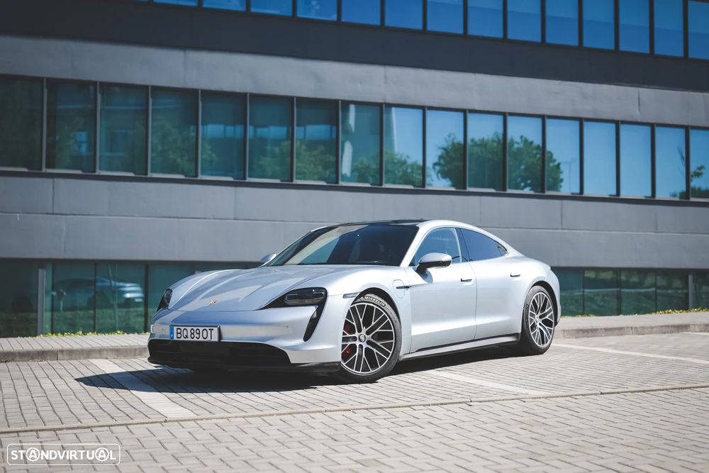 Porsche Taycan 4S - 5