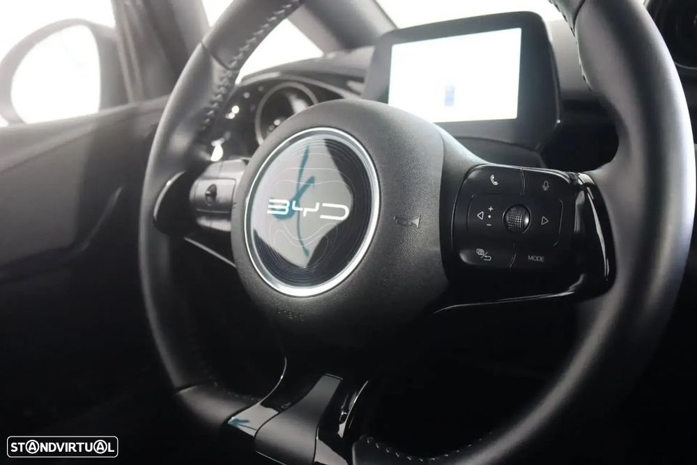 BYD Dolphin 60.4 kWh Comfort - 26