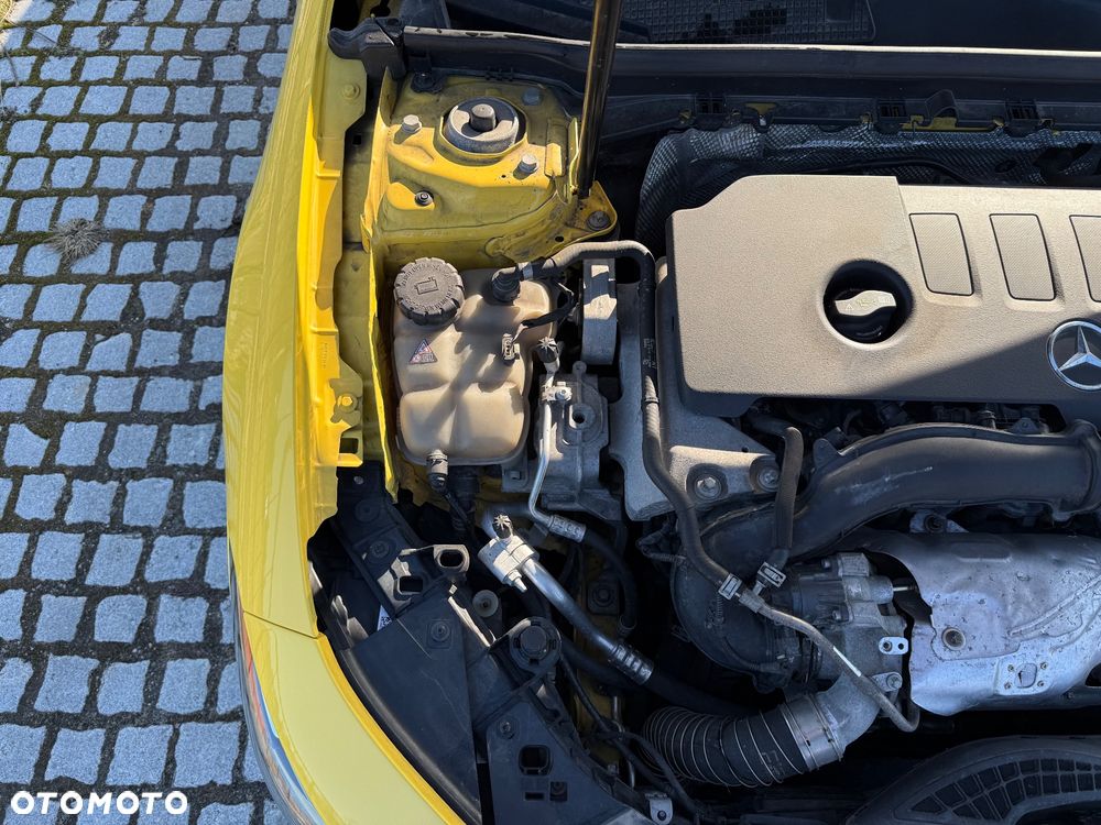 Mercedes-Benz CLA - 17