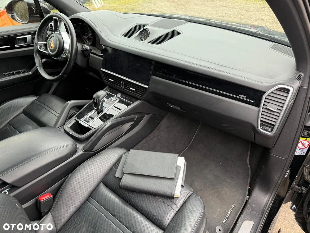 Porsche Cayenne E-Hybrid - 33