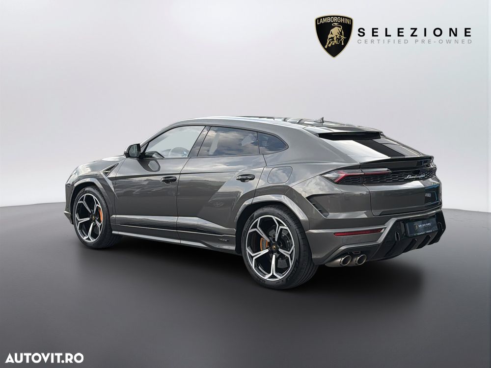 Lamborghini URUS - 4