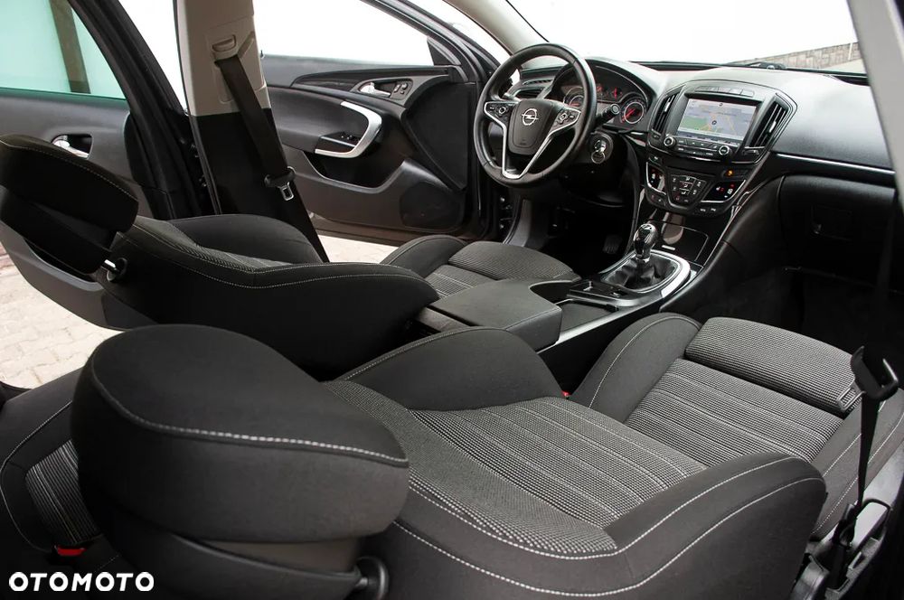 Opel Insignia 2.0 Exclusive - 26
