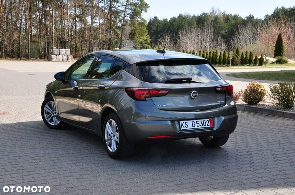 Opel Astra - 18