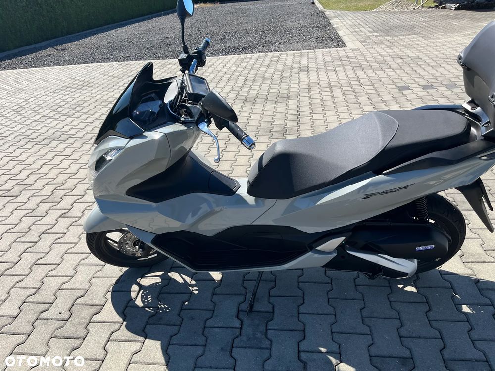 Honda PCX - 12