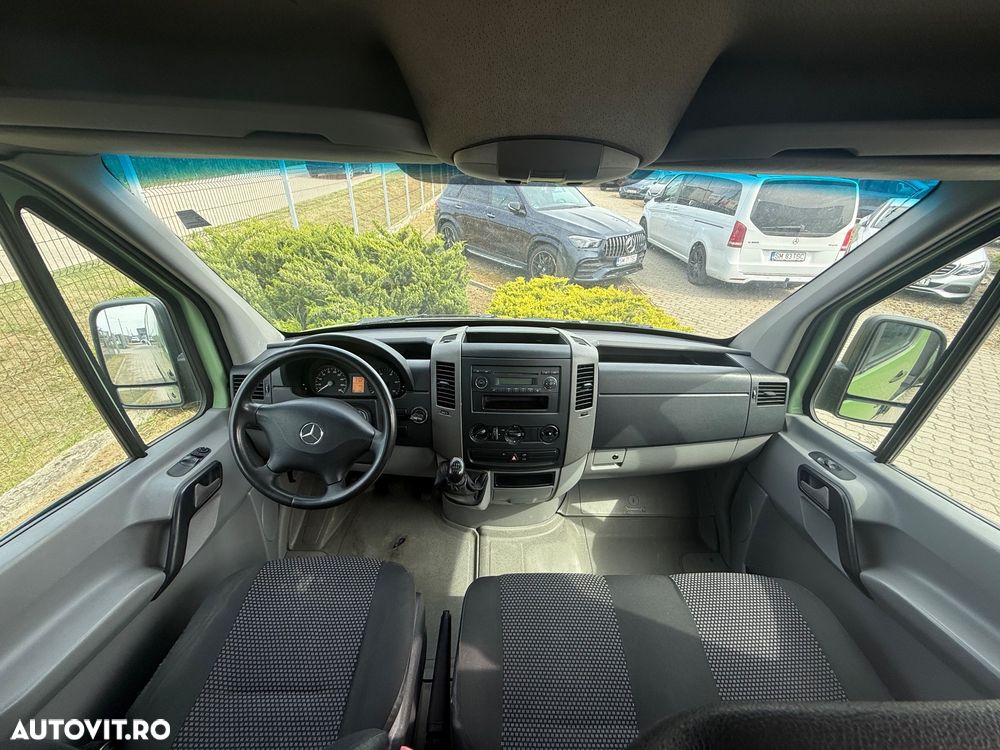 Mercedes-Benz Sprinter - 4