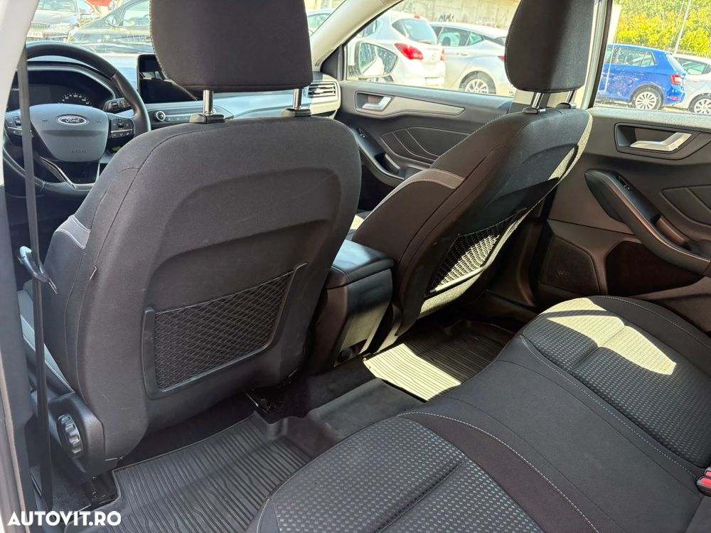 Ford Focus 1.0 EcoBoost Connected - 6
