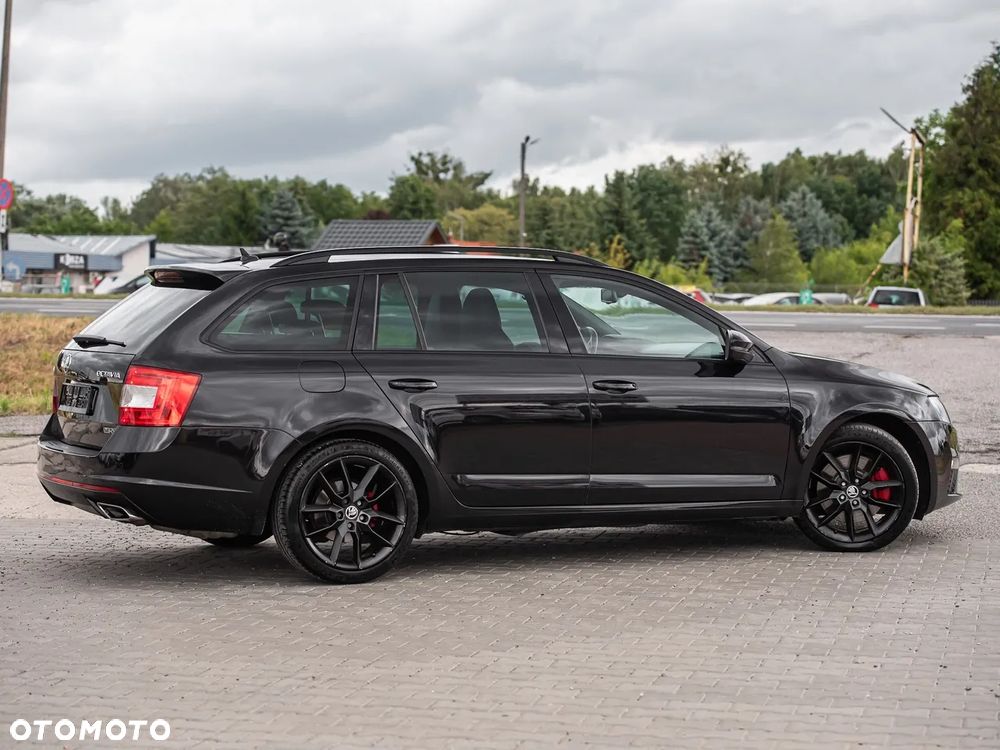 Skoda Octavia 2.0 TSI (Green tec) DSG RS - 14