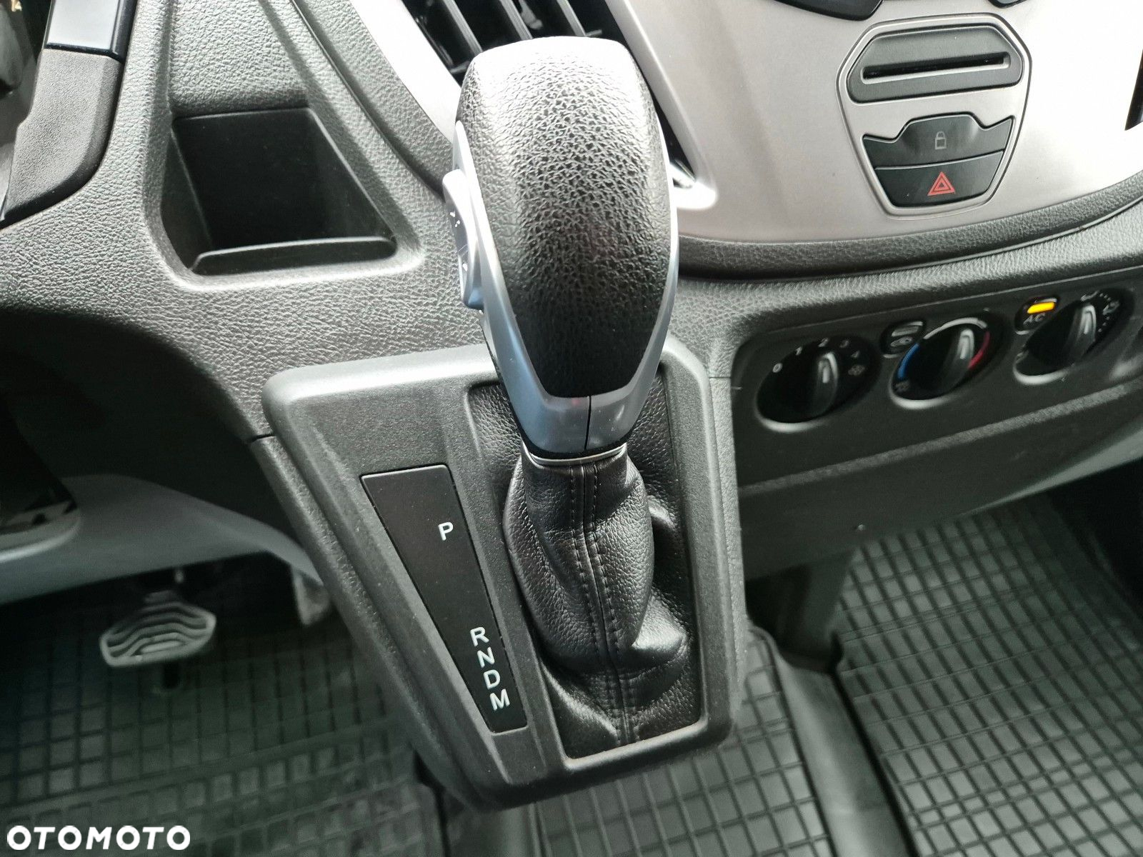 Ford transit L2H2 *49999zł NETTO* 2,0 TdCi/170KM Automat!!! - 27