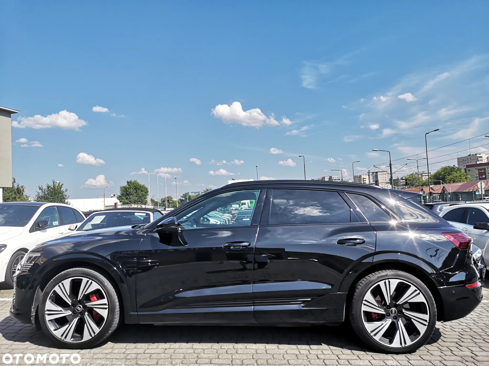 Audi Q8 e-tron 55 quattro advanced - 6