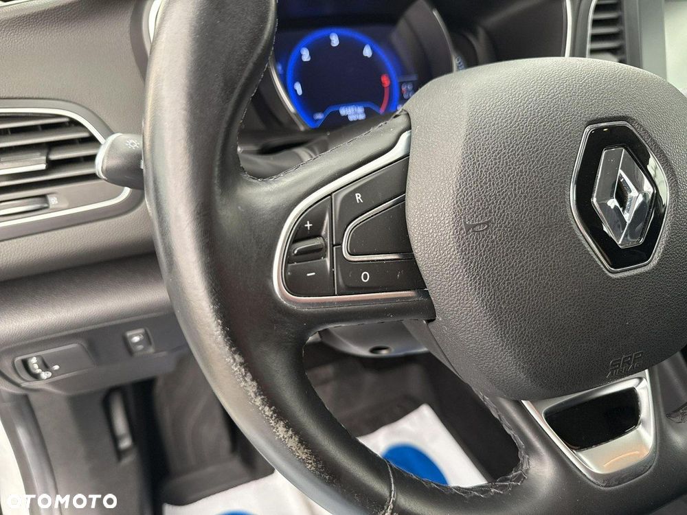 Renault Megane - 24