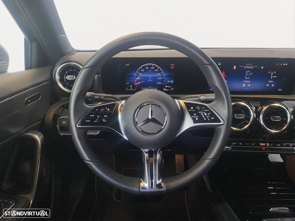 Mercedes-Benz A 250 e Progressive - 11