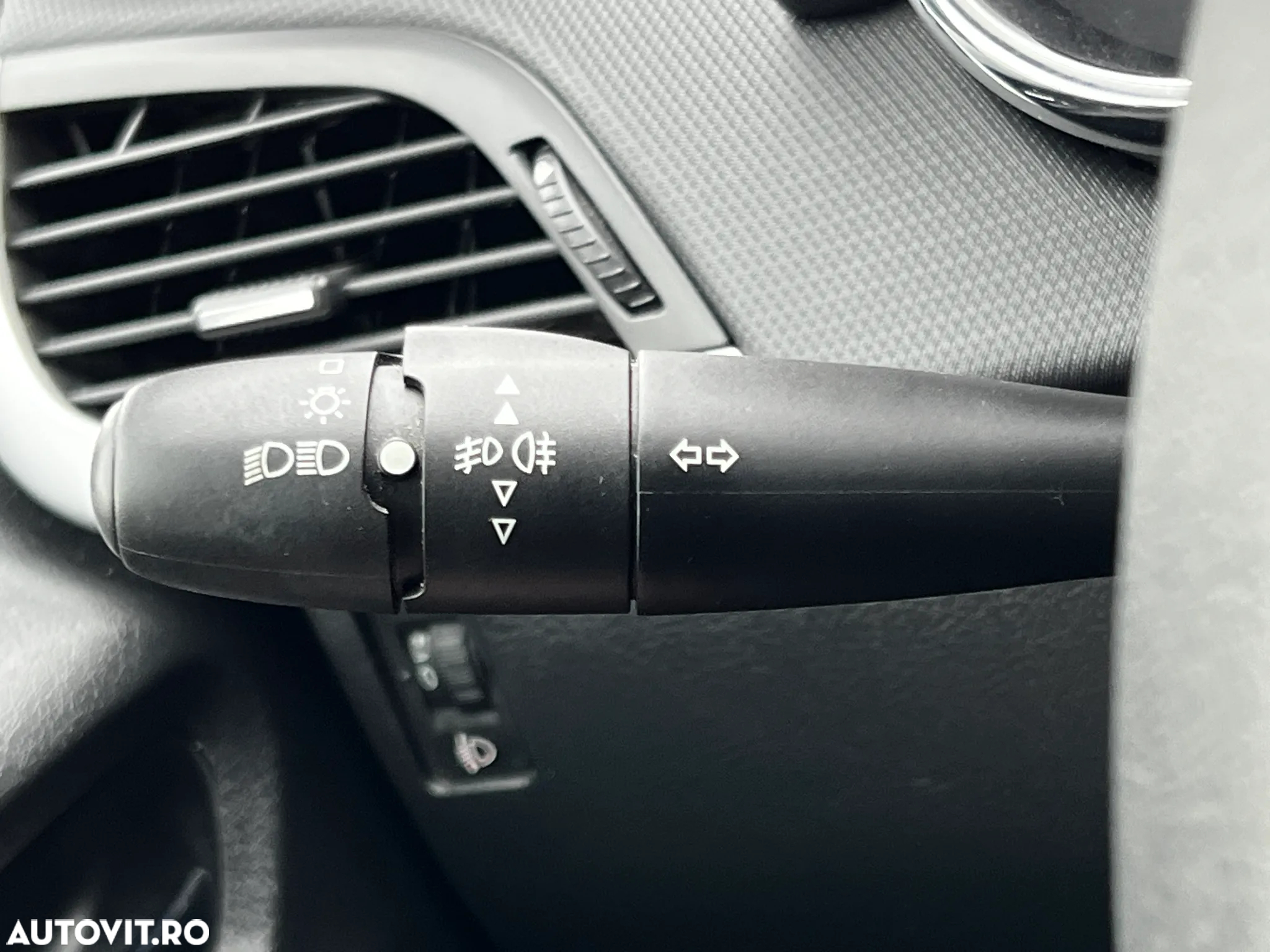 Peugeot 207 1.6E Sport - 21