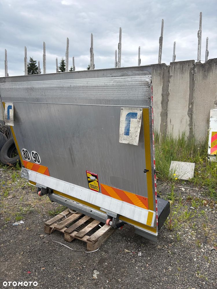 Winda załadowcza Dhollandia 12 v 1000 kg udźwig rok 2020 - 2