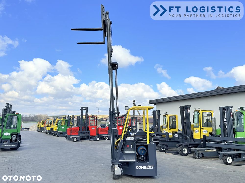 Combilift WÓZEK CZTEROKIERUNKOWY - WIELOKIERUNKOWY | COMBILIFT CB2500 | GAS | TRIPLEX 4900MM | WOLNY SKOK | POZYCJONER WIDEŁ | PRZESUW WIDEŁ | STAN IDEALNY | Szeroka oferta wózków czterokierunkowych i bocznych, dopasowanych do różnorodnych potrzeb i zastosowań - 31