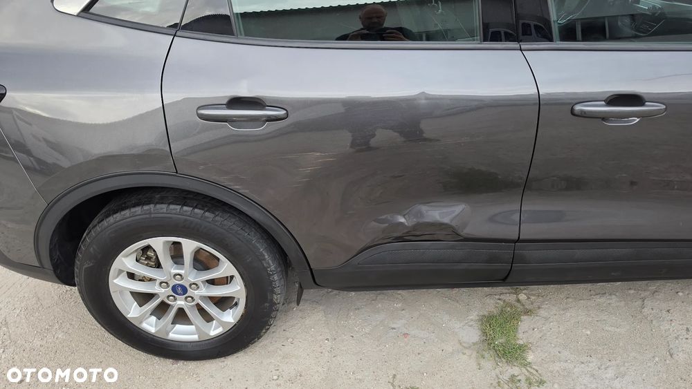 Ford Kuga 2.5 Duratec PHEV TITANIUM - 12
