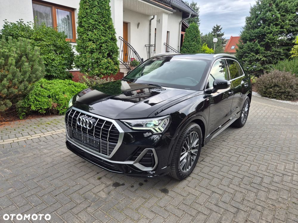 Audi Q3 35 TDI S line - 1