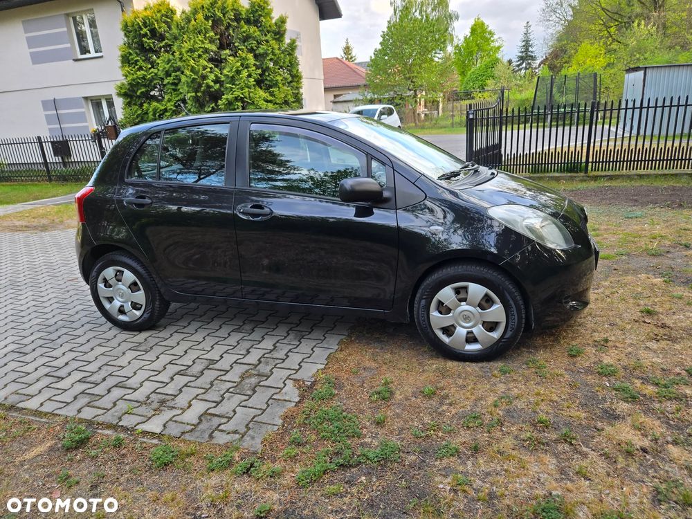 Toyota Yaris 1.3 Prestige - 7