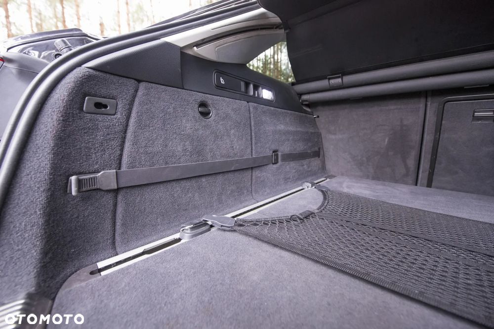 Audi A6 Avant 2.0 TDI quattro S tronic - 30