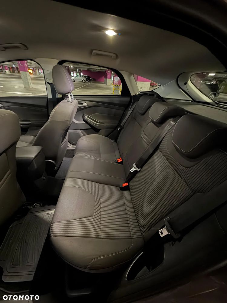 Ford Focus - 9