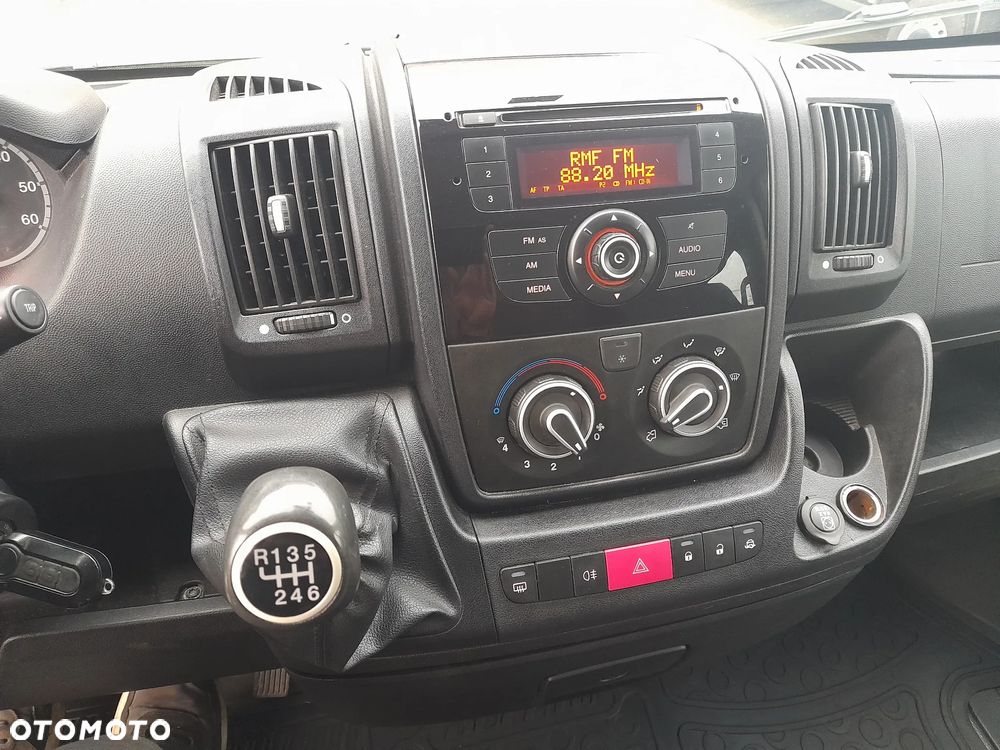 Citroën Jumper 33 L2H2 Confort - 32