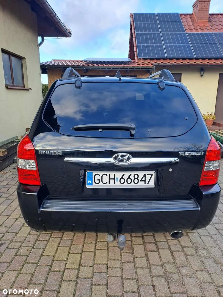 Hyundai Tucson 2.0 Comfort 2WD - 3