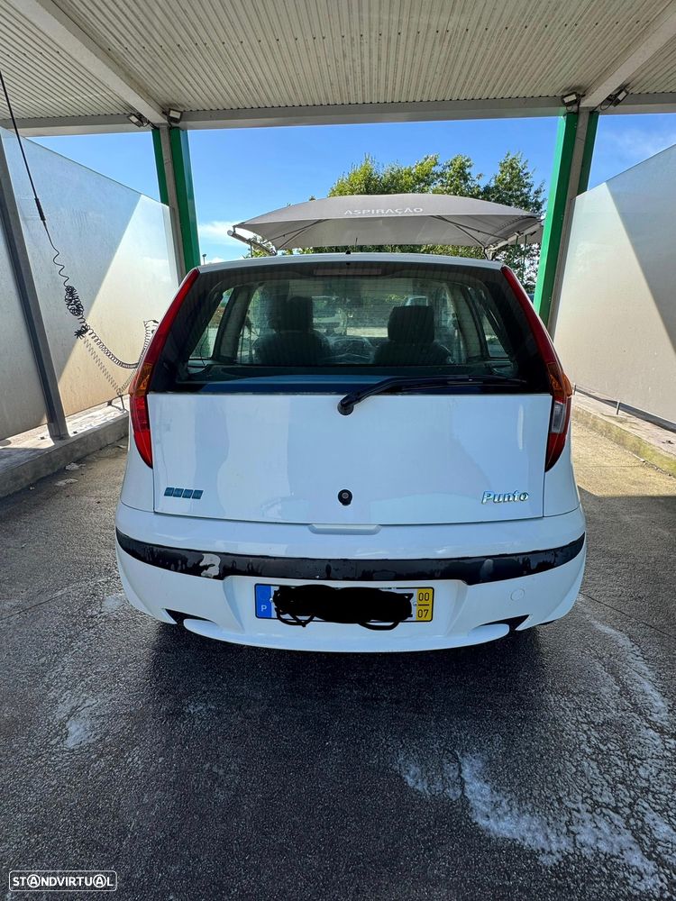 Fiat Punto 1.9 JTD HLX - 1