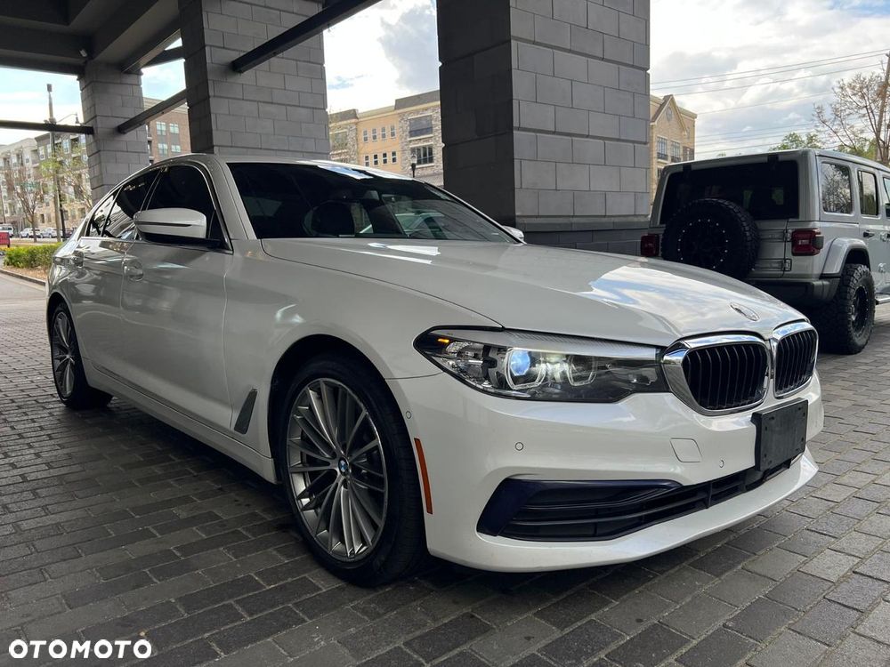 BMW Seria 5 530i xDrive Luxury Line - 2