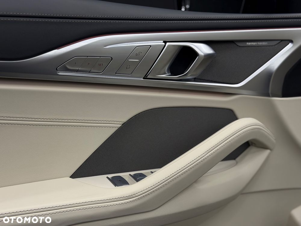 BMW Seria 8 840i xDrive - 22