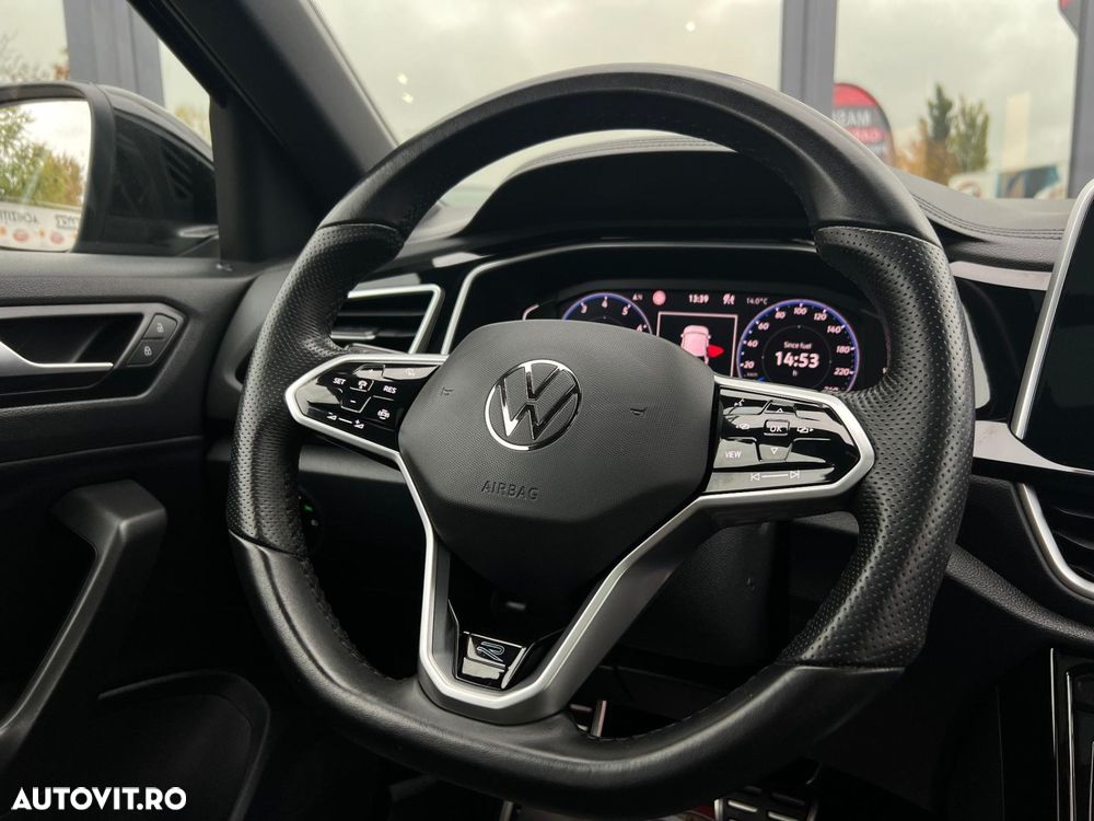 Volkswagen T-Roc - 10