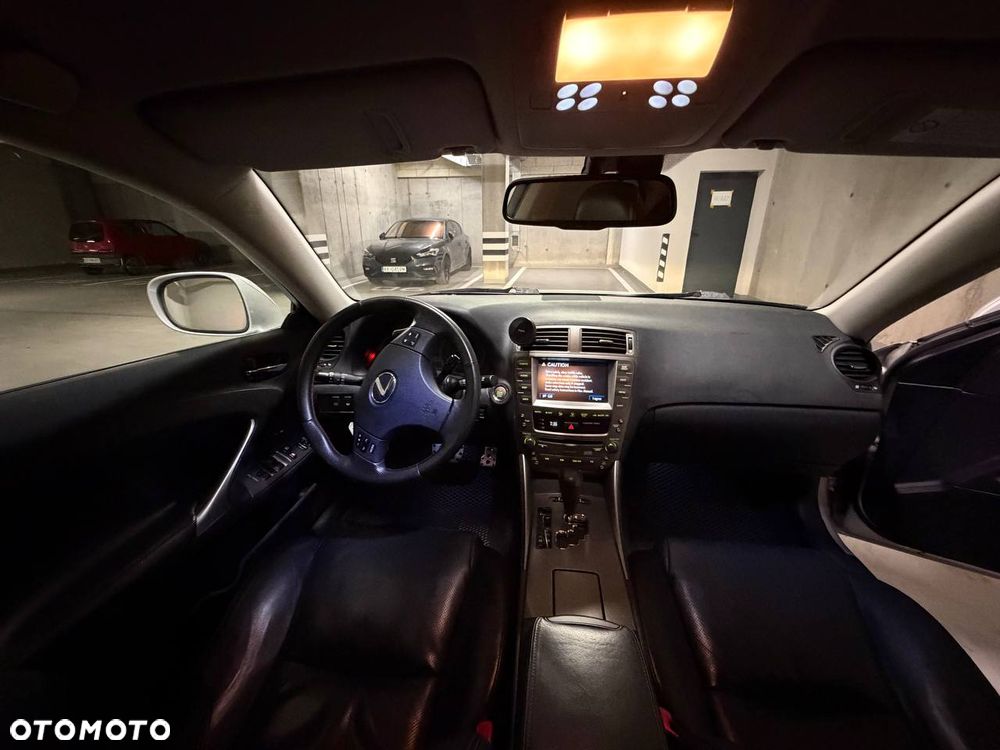 Lexus IS 250 Prestige - 8