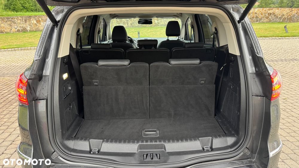 Ford S-Max 2.0 TDCi Vignale - 33
