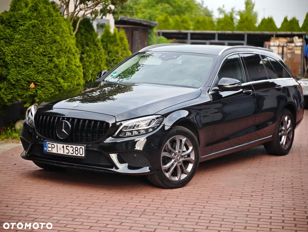 Mercedes-Benz Klasa C 220 d 9G-TRONIC - 23