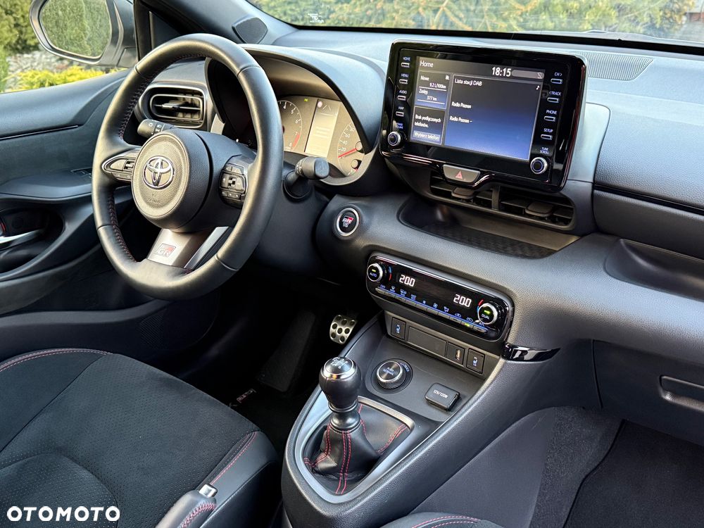 Toyota Yaris ver-gr-1-6-dynamic - 11
