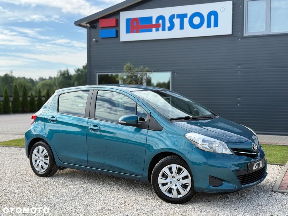 Toyota Yaris 1.33 VVT-i Lounge - 3