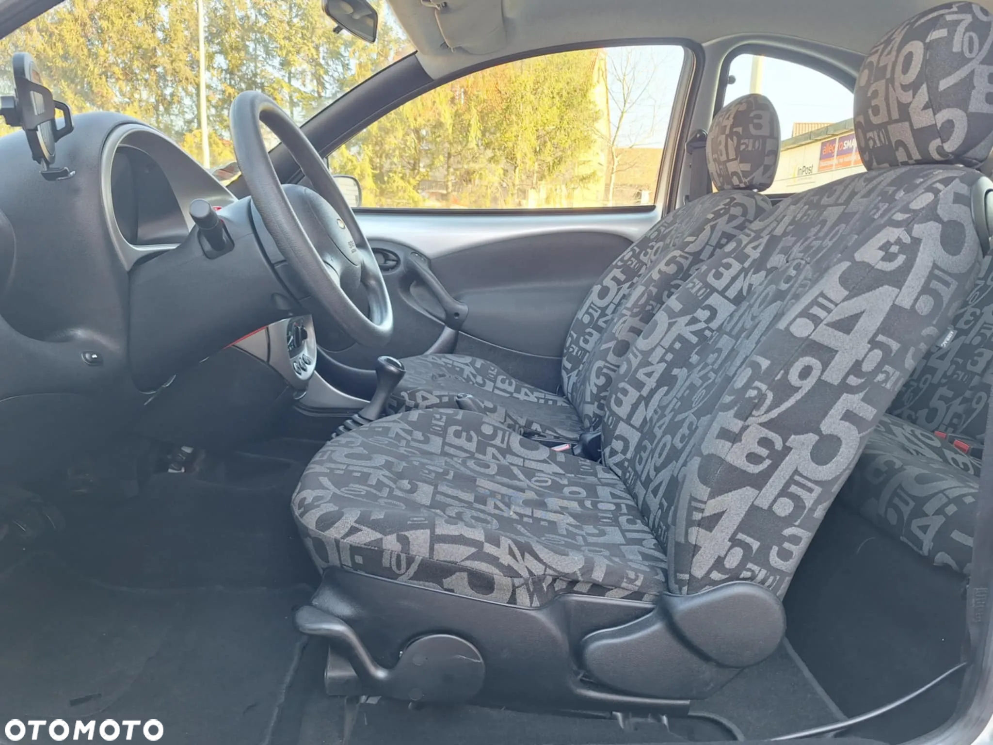Ford KA 1.3 Milenium - 18