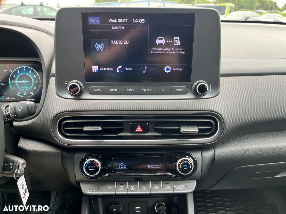 Hyundai KONA - 15