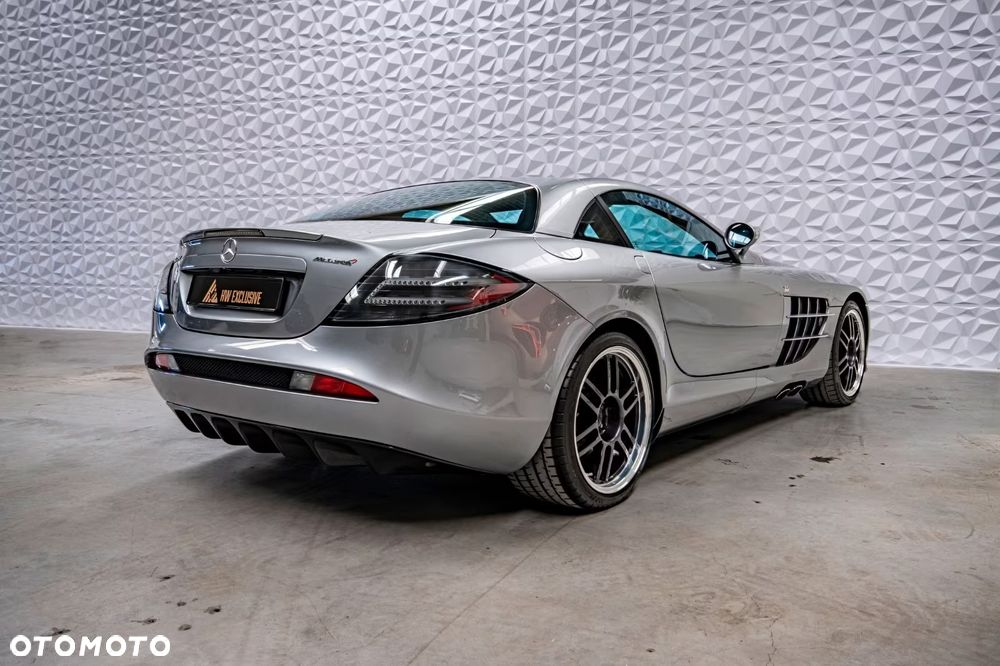 Mercedes-Benz SLR - 4