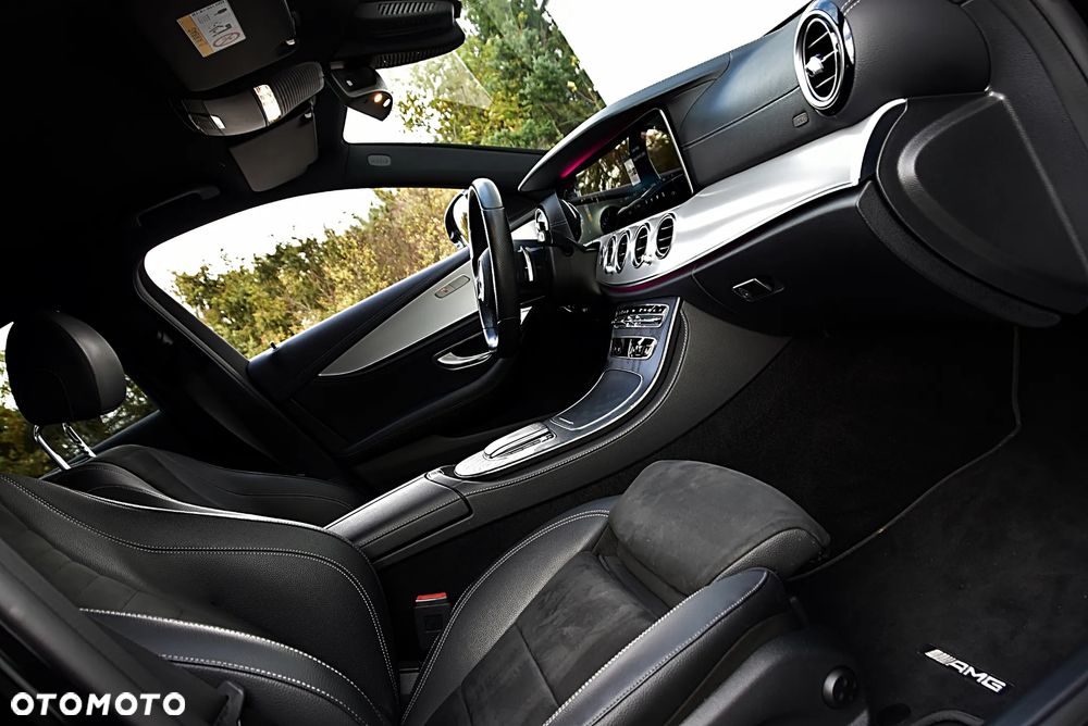 Mercedes-Benz Klasa E 220 d 4-Matic AMG - 20