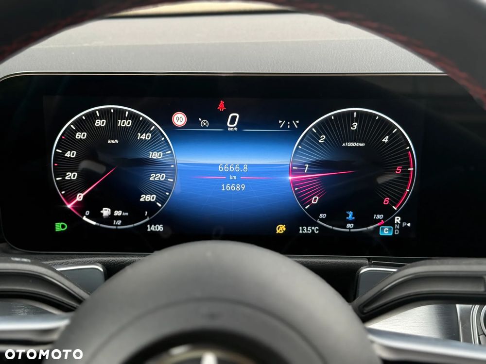 Mercedes-Benz GLB 200 d 8G-DCT AMG Line - 32