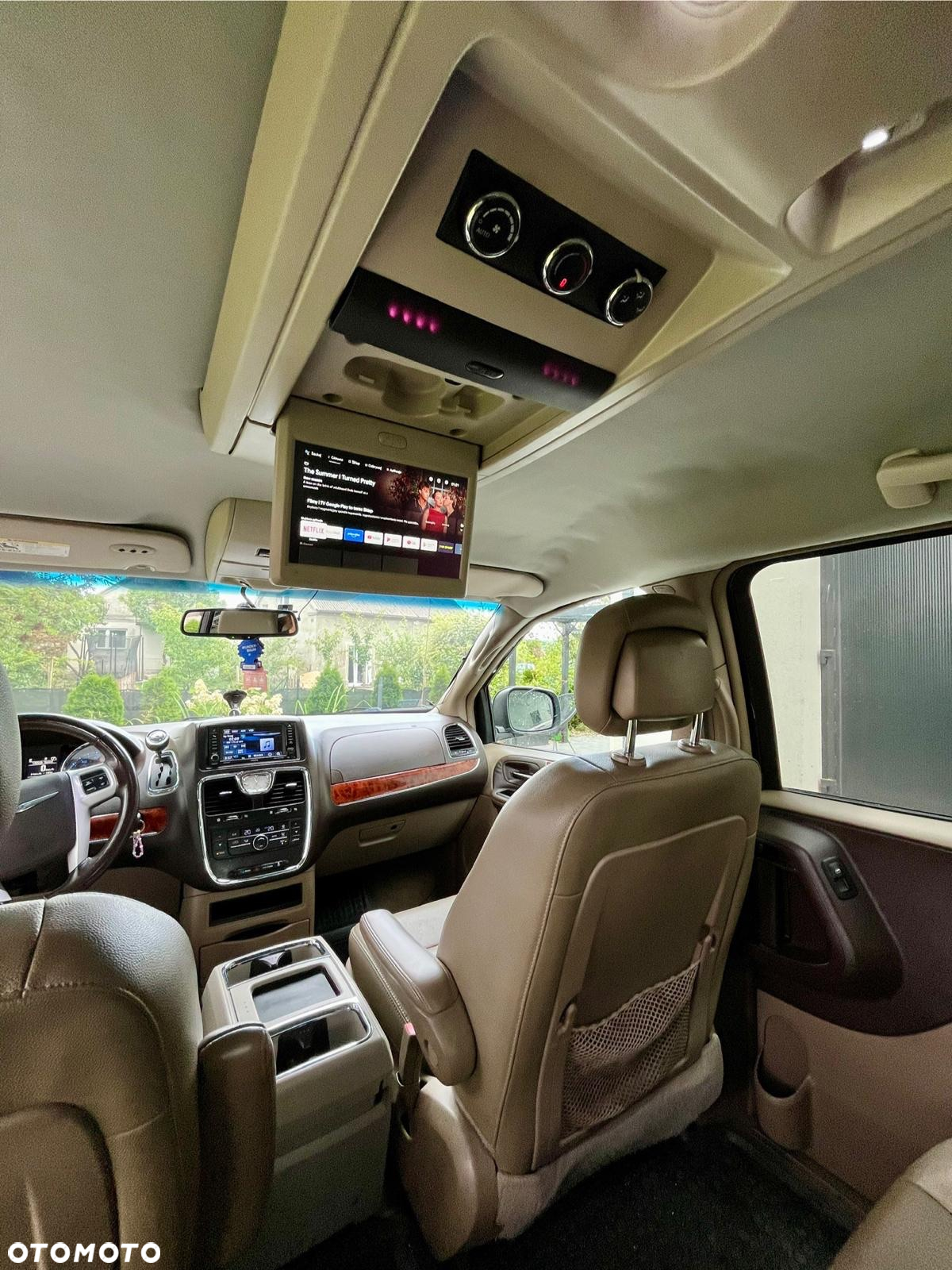 Chrysler Town & Country 3.6 Touring - 18