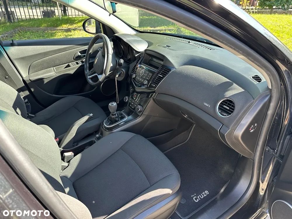Chevrolet Cruze 2.0 D LT - 11