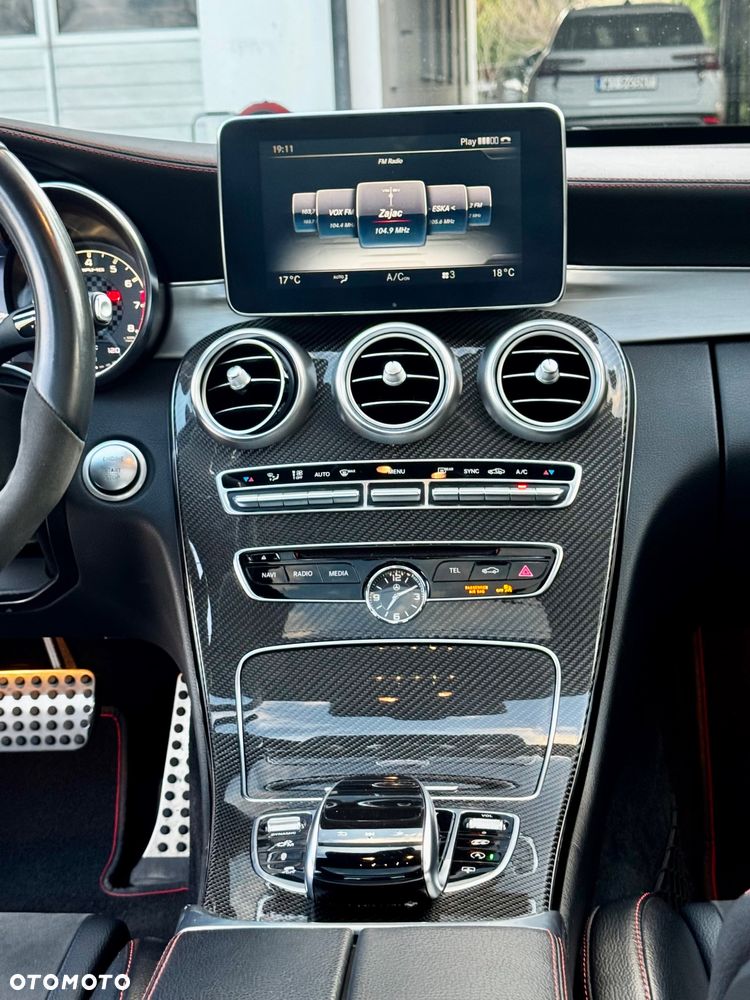 Mercedes-Benz Klasa C AMG 43 4Matic 9G-TRONIC - 19