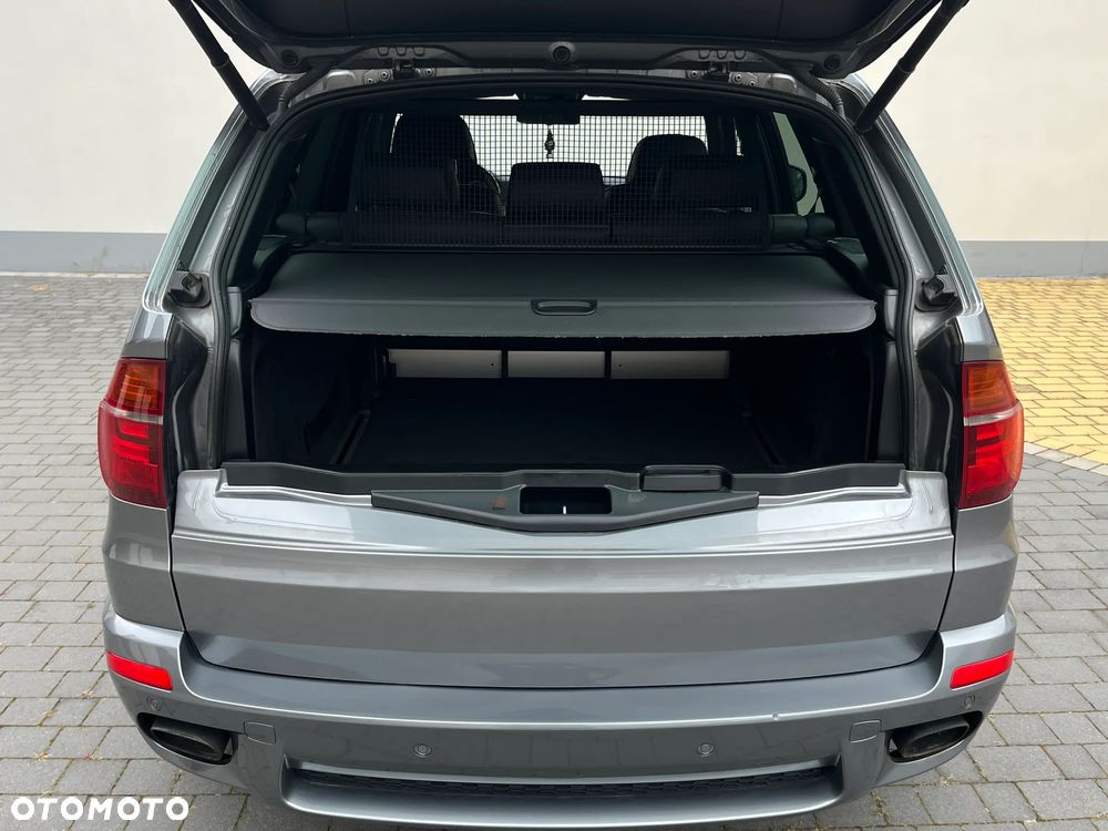 BMW X5 M M50d - 17