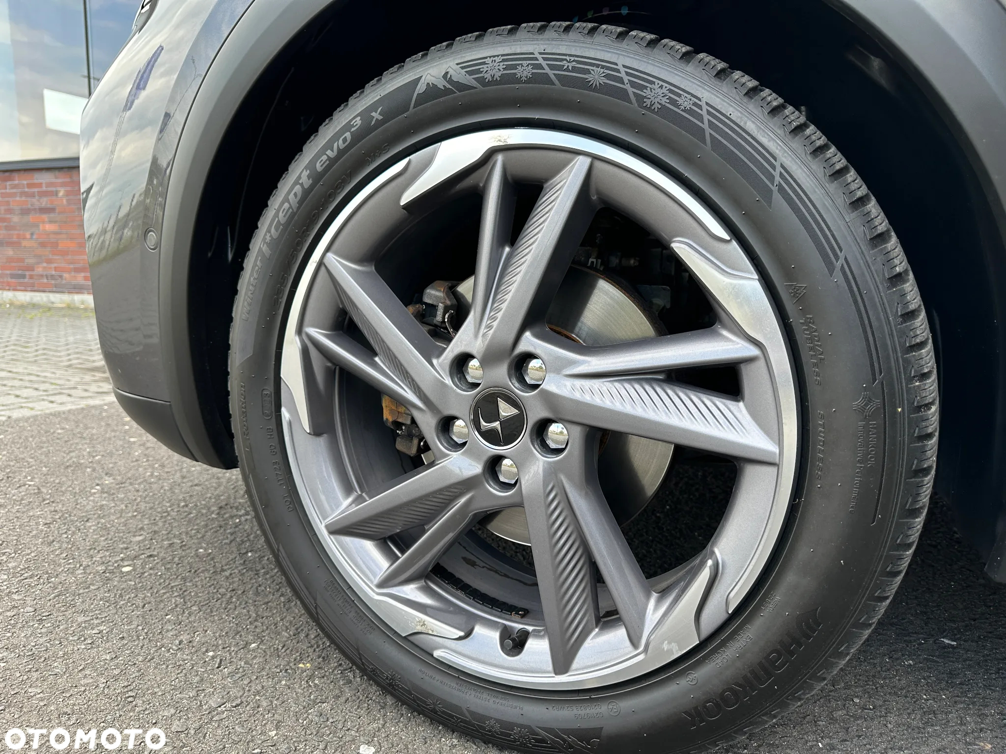 DS Automobiles DS 7 Crossback - 26