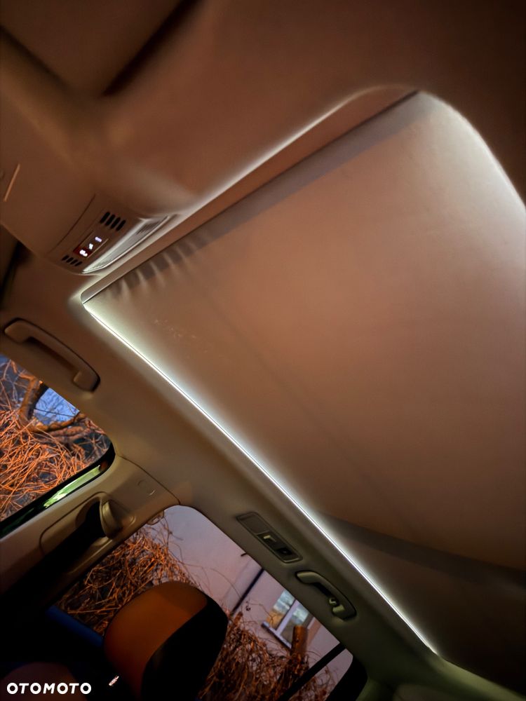 Volkswagen Tiguan Allspace - 38