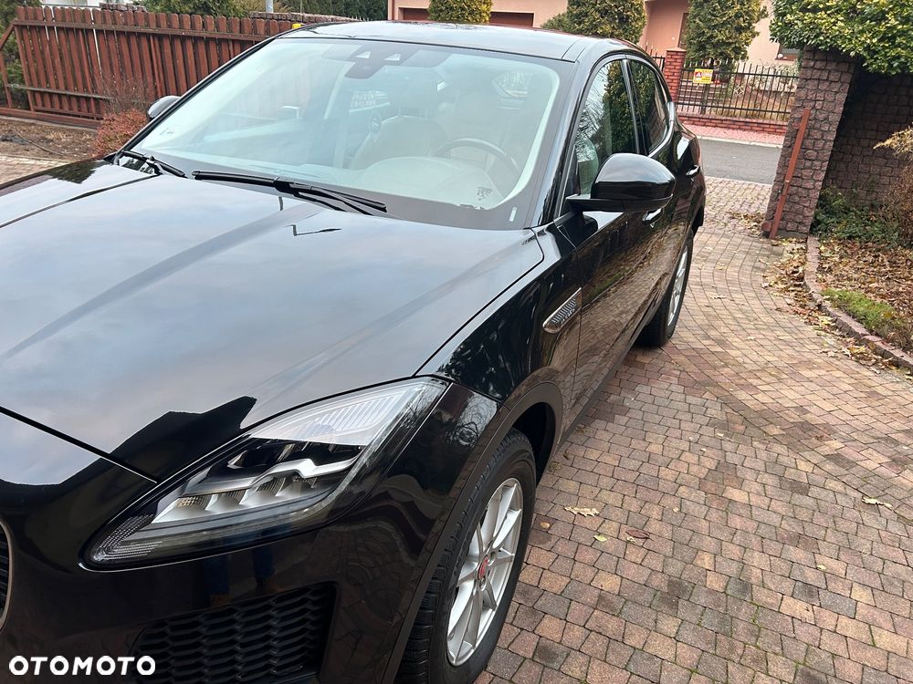 Jaguar E-Pace - 4