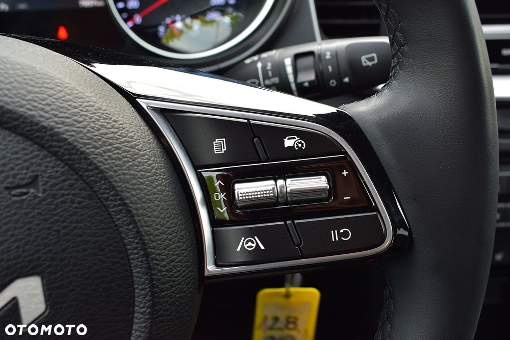 Kia XCeed - 12